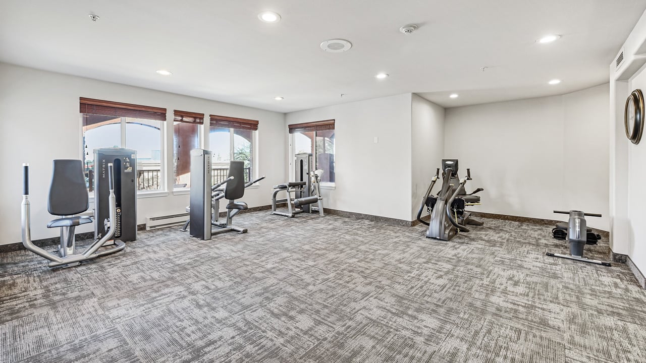 The fitness center at Mountain View Gardens