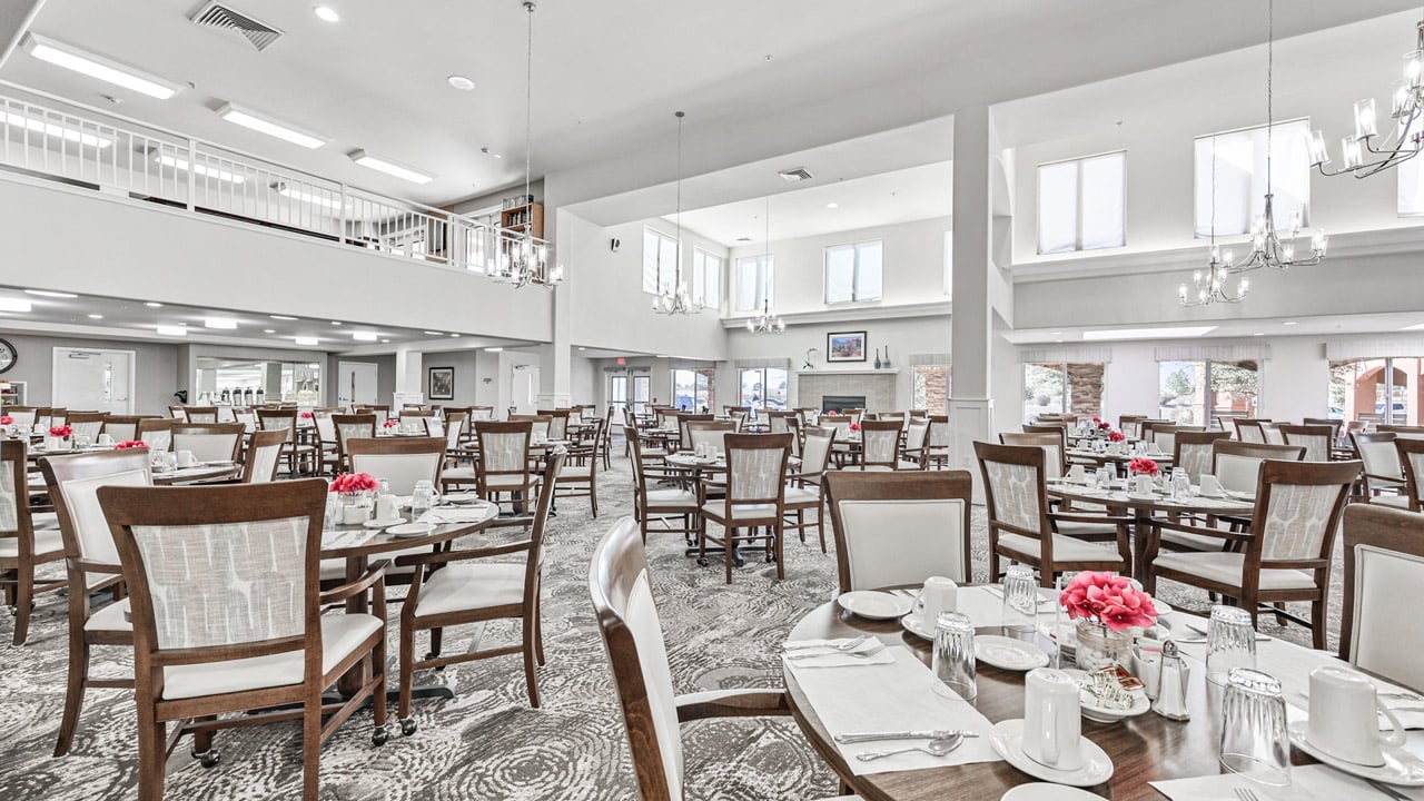 The dining room at Mountain View Gardens set for mealtime