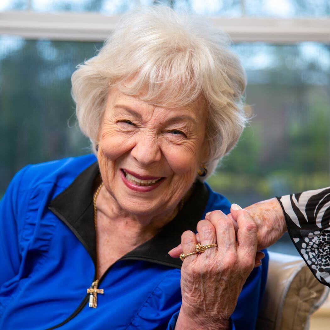 Residents enjoying time together at Mountain View Gardens